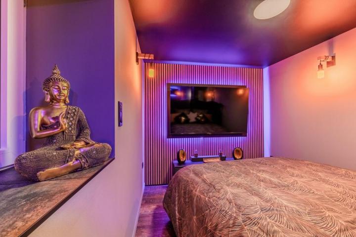 Romantic room reservation Drusenheim